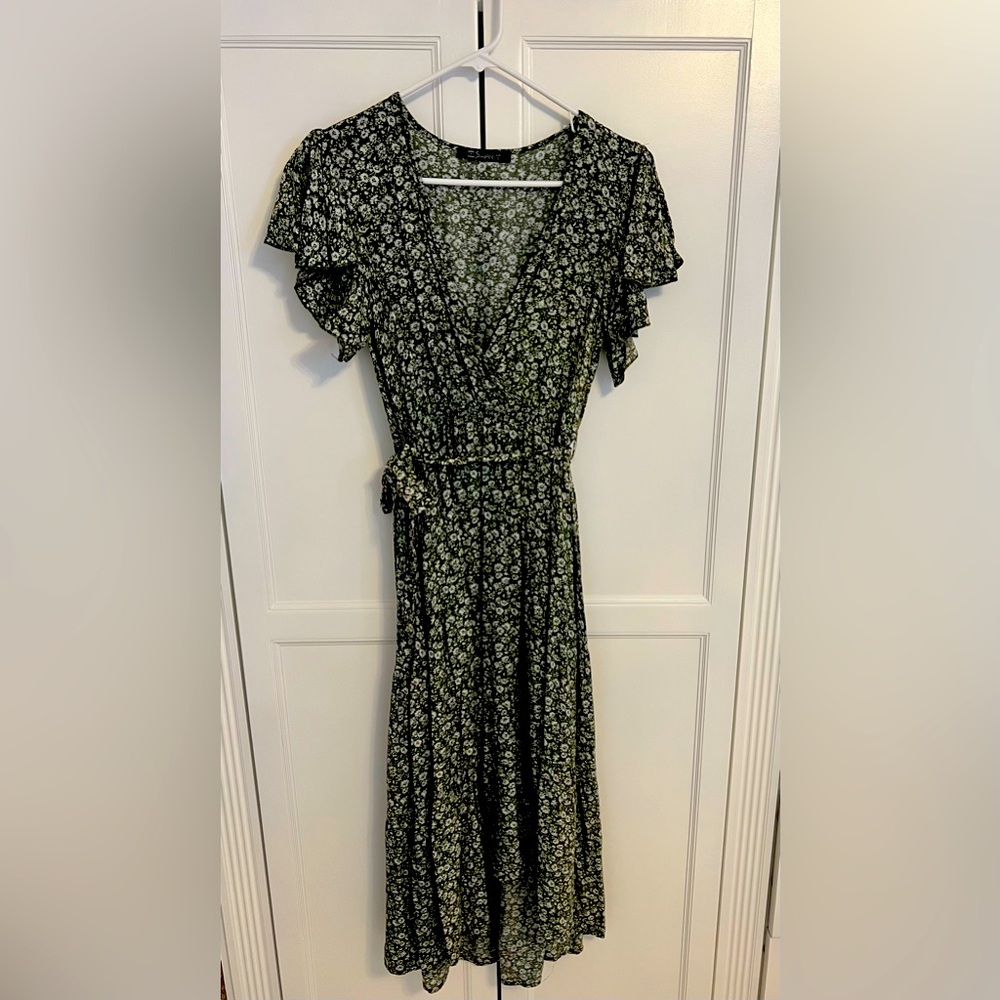 Floral Green Dress (small) with tie at waist